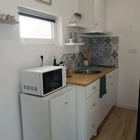 Cosy Avec Option Jacuzzi Διαμέρισμα Saint-Genes-de-Fronsac