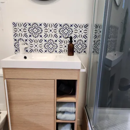 Apartment Cosy Avec Option Jacuzzi *